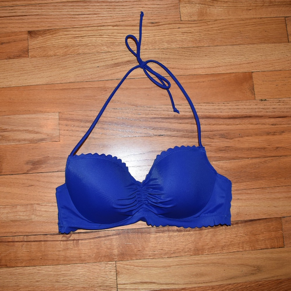 Blue VS Halter Top // 36B